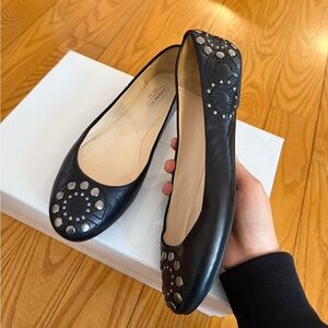 Coach vintage! Black Flats with Silver Accents (US 6)